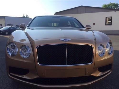 19款宾利飞驰V8S精湛工艺 豪华轿车报价