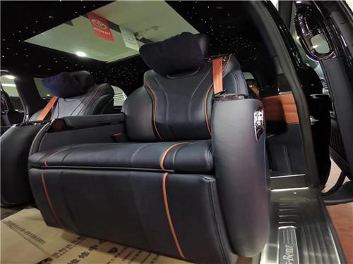 2019款奔驰V260顶级豪华商务令人瞩目