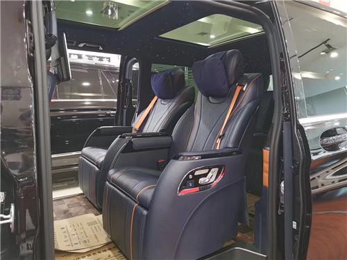 2019款奔驰V260顶级豪华商务令人瞩目