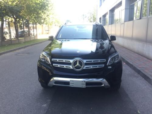 19款奔驰GLS450P01外观包灯光包优惠2万