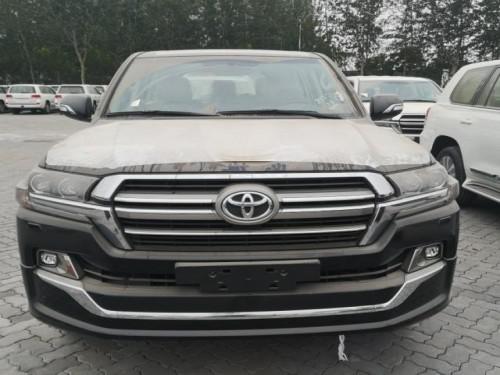 新款酷路泽4000GT真皮版 八气后娱价格