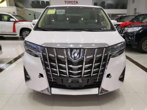 新款丰田埃尔法双擎豪华MPV 省油王现车