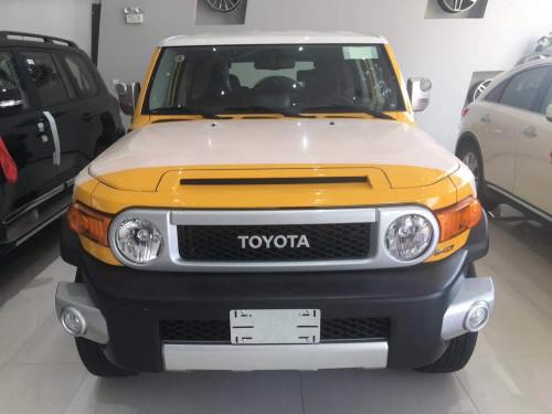 19款丰田FJ酷路泽促销现车配置齐全介绍