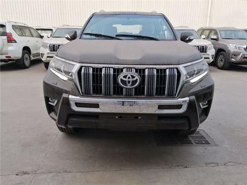 19款霸道4000中东版最新报价普拉多销售