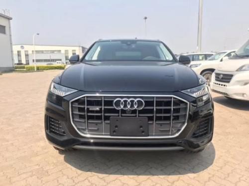 19款奥迪Q8现车进口 金秋时节优惠难得