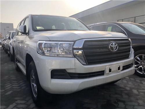 2019款丰田兰德酷路泽4000 丐版大特卖