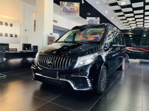 新款奔驰V260L高顶半隔断七座版 降10万