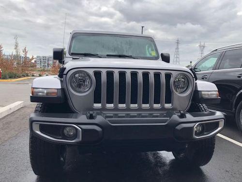 JEEP牧马人撒哈拉四门硬顶软顶任意切换