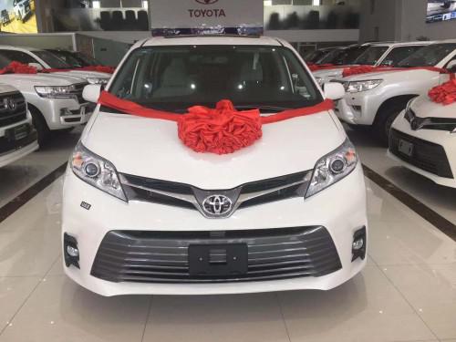 20款丰田塞纳墨版两驱高配最新行情详解