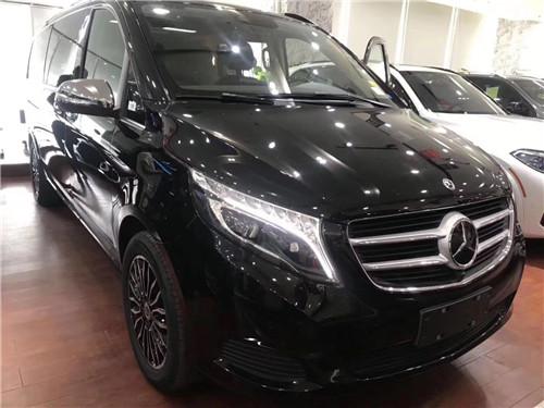 2019款奔驰V260商务车豪华改装尊享礼遇