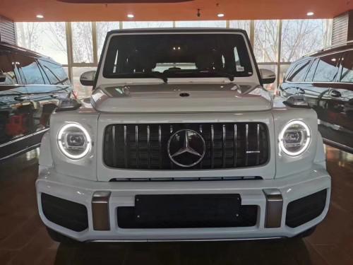 2019款奔驰G63白红店内现车年底大促