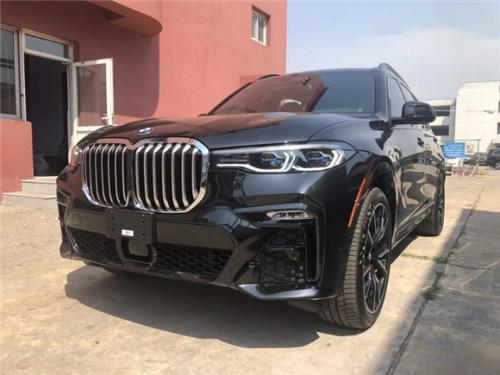 19款宝马X7多种高科技店内新车降促