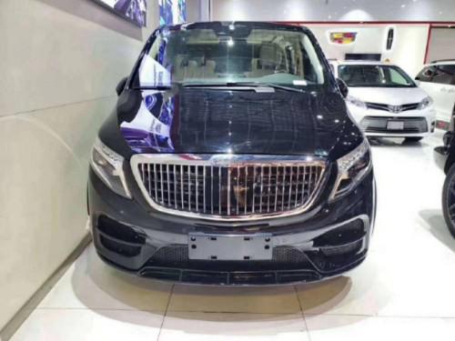 19款奔驰V260商务车国六排放价格特惠中