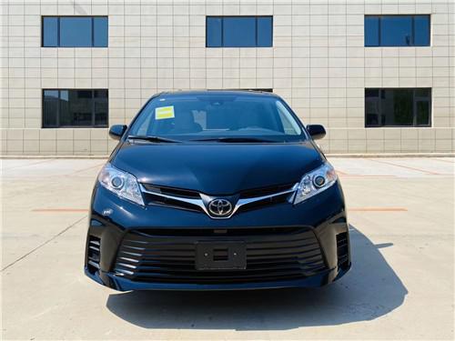 20款丰田塞纳四驱改装航空座椅低配价格