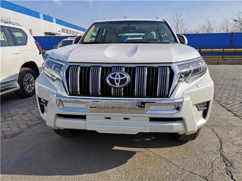 20款中东版丰田霸道4000惠价送装饰礼包