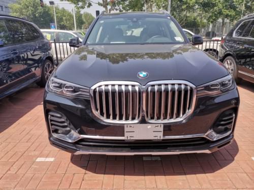 2020款宝马X7港口钜惠现车配置豪华氛围