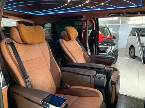 20款奔驰V250商务车最新配置特价40万起