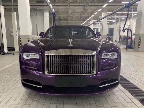劳斯莱斯紫色魅影展位现车世界顶级轿跑