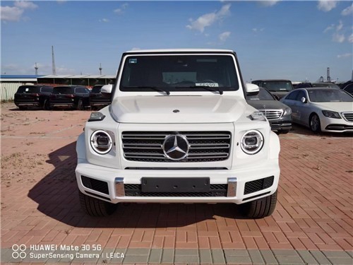 21款奔驰g500国六现车巅峰让利209万元