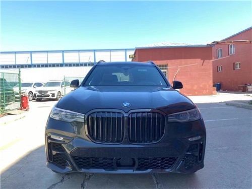 2021款宝马X7现车售价优惠畅销热售全国