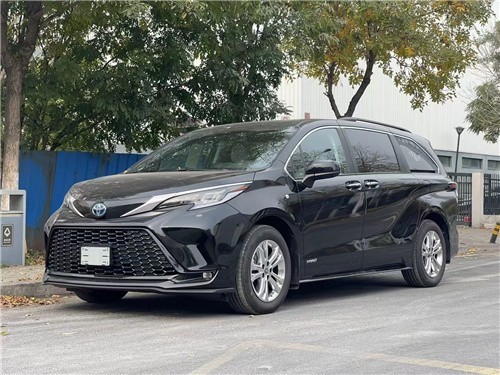 2021款丰田塞纳MPV报价 奶爸神器受欢迎