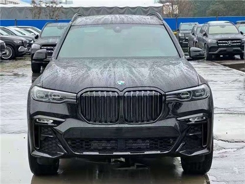 21款宝马X7现车天津钜惠让利报价