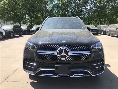 22款奔驰GLE450国六现车内部价钜惠冲量