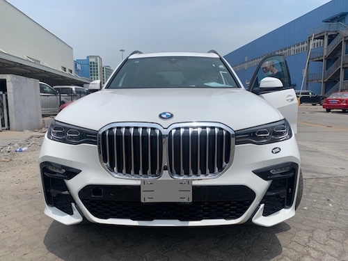 2021款宝马X7七座SUV 至尊享受操控之王