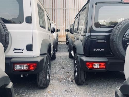 2022款铃木吉姆尼现车报价30余万起售