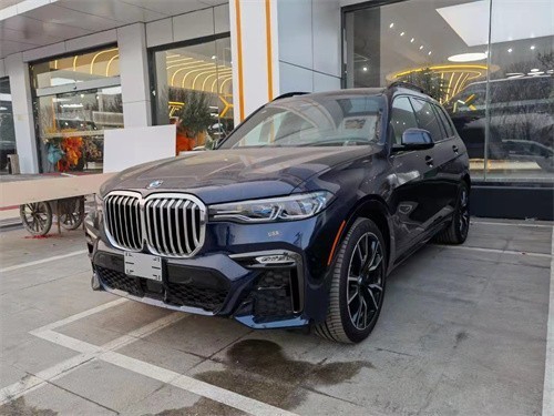 2022款宝马X7国六现车最新行情价格优惠