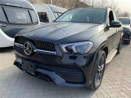 2022款奔驰GLE450 天津港现车优惠十万