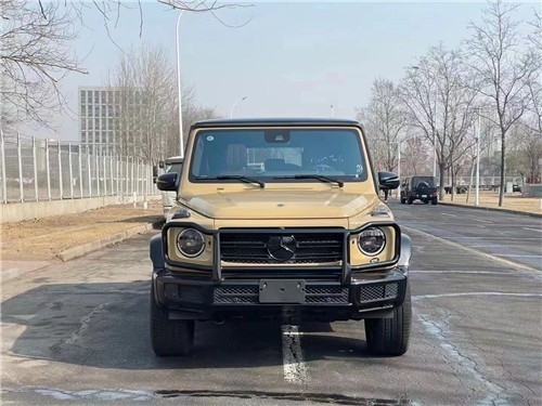 2021款奔驰G550旷漠沙/棕现车价格优惠