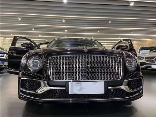 22款宾利飞驰V8四座版稀缺车型 港口现车