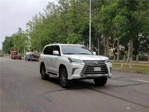 2021款雷克萨斯LX570加版价格靠谱钜惠