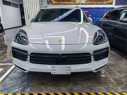 2022款保时捷卡宴天津现车优惠20万