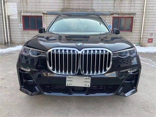 2022款宝马X7现车最低价仅售88万真给力