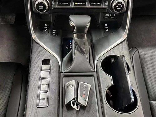 雷克萨斯LX600威猛霸气动力强现车在售