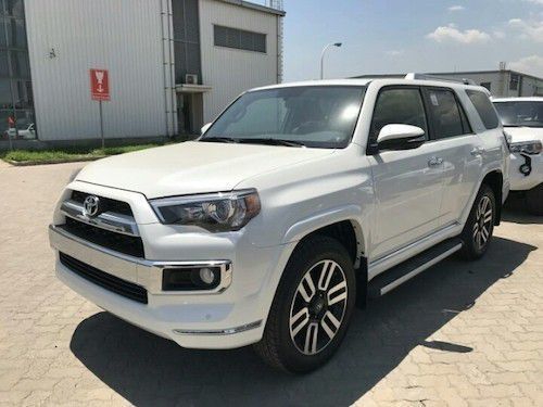 2022款丰田超霸港口现车特价50余万起售