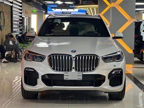 2022款宝马X5平行进口特价车型天津优惠