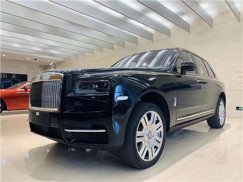 2022款劳斯莱斯库里南霸气外观强势性能