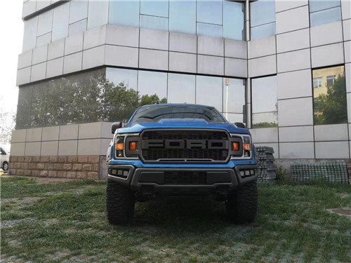 2022款福特F150豪华内饰接待首选