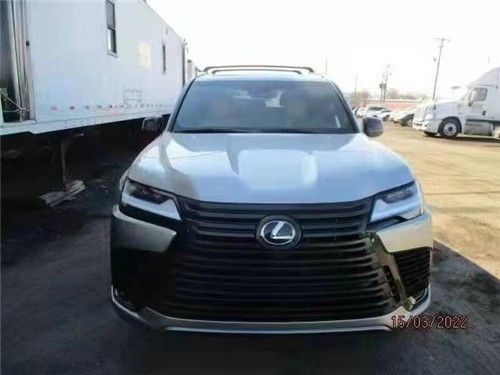 2022款雷克萨斯LX600活动进行中190万起