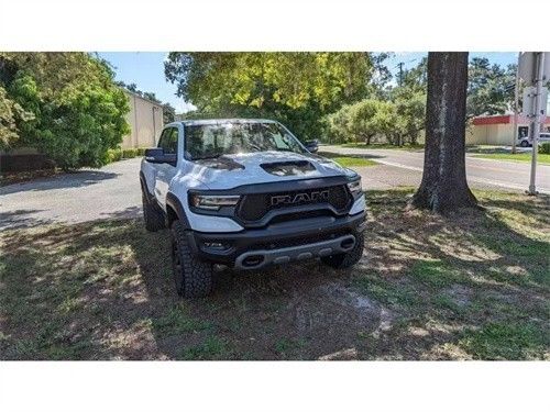 2022款道奇霸王龙 现车105万元起热售中