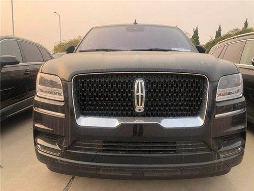 22款林肯领航员现车港口特价108万甩卖