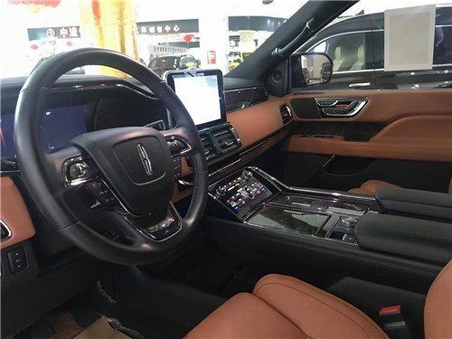 2023款林肯领袖一号3.5TT 180多万起售