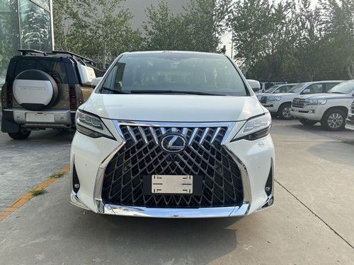 22款雷克萨斯LM300h商务车分期首付3成