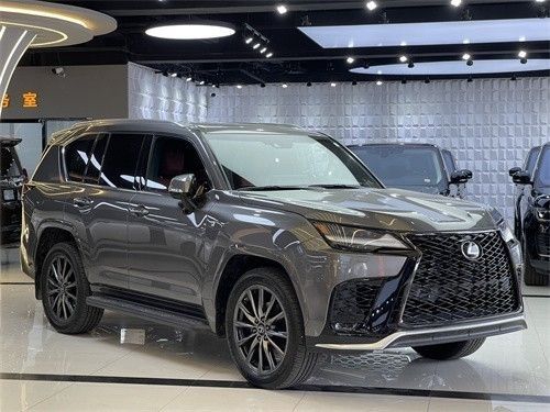 2022款雷克萨斯LX600现车时尚大气尊贵