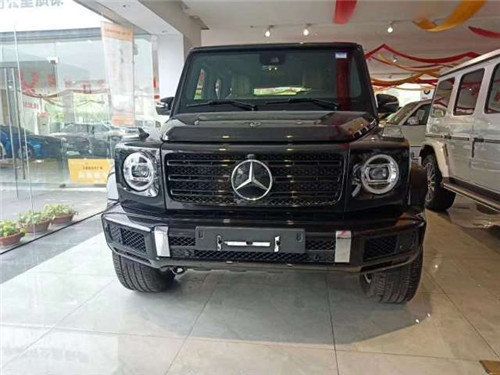 2022款奔驰G350D柴油版兔年优惠大酬宾