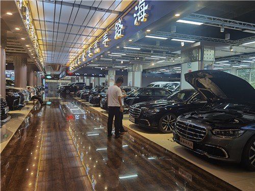 2022款奔驰S580报价 极致动力大佬尊享