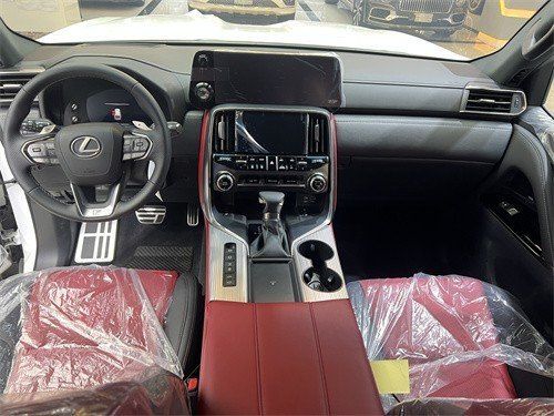 全新雷克萨斯LX600 港口优惠促销热卖